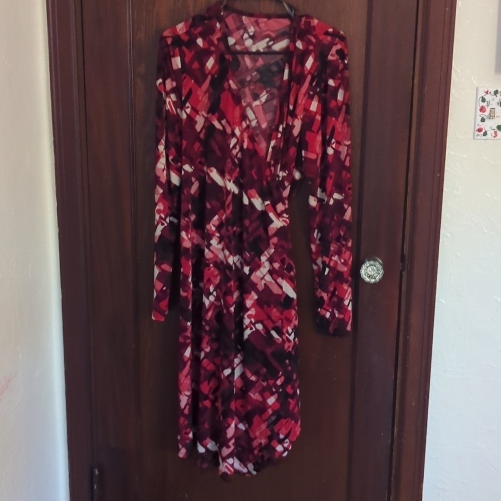 Liz Lange Maternity Red & Black True Wrap Dress Size Large